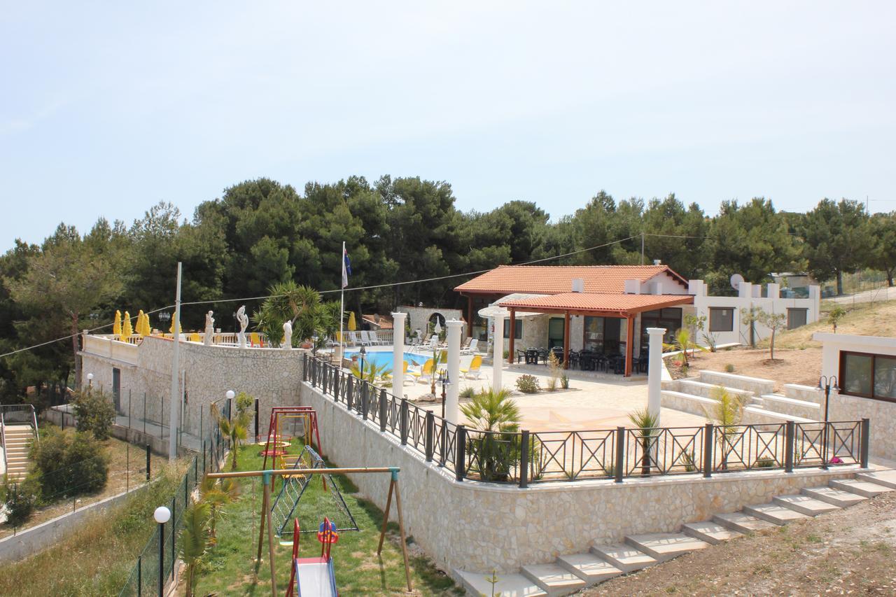 Villaggio Mascia В'єсте Екстер'єр фото